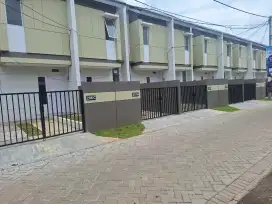 Rumah 2 lantai Free biaya surat2 di Goldland Kawaci Palem Semi
