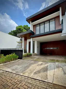 BRAND NEW HOUSE DI VILA CINERE MAS
