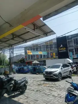 Ruko Dramaga jalan utama