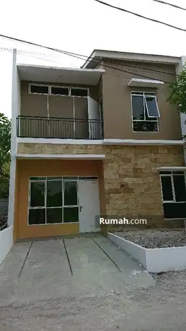 Rumah 2 Lantai Daerah Mustika Jaya Kota Bekasi, Dp 0 ,rumah Ready,asri