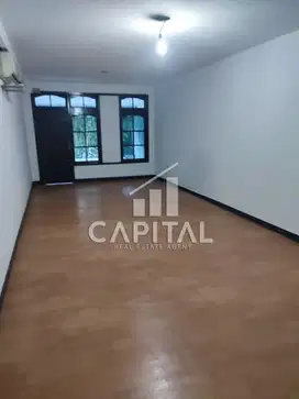 Rumah Sayap BKR di Area Pasirluyu Cocok Untuk Tinggal atau Kantor