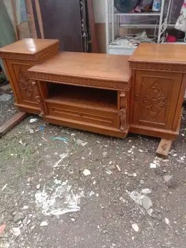 Jual lemari tv bekas