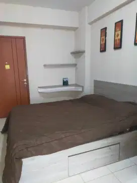 APARTEMEN GREEN LAKE VIEW CIPUTAT