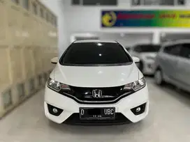 Honda Jazz 2020 matic putih siap pakai