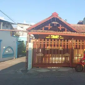 Dijual Rumah Hook Dekat Raya Diponegoro n Mayjen Sungkono sby