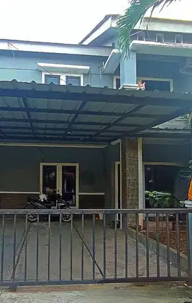 Dijual Murah Rumah Luas dekat BXC Mall & St KRL,   Bintaro,Tangsel