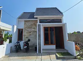 Rumah Modern Cluster Colomadu 400 jt-an dekat Solo Kota