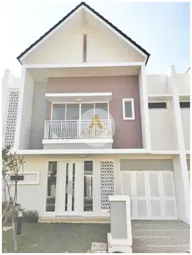 Dijual Rumah 2 lantai di Cluster Amanda summarecon Bandung