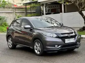 Honda HR-V S CVT 2017 Abu – KM 56rb Asli, Tangan Pertama, Istimewa!