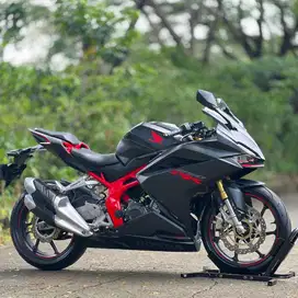 HONDA CBR250RR NON ABS BLACK 2020 KM 11K PAJAK PANJANG NO MINUS