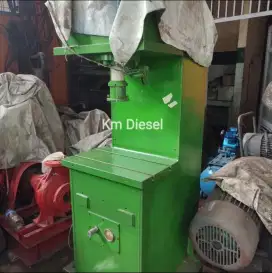 Mesin Press hidrolik bekas / Hydraulic Press Second, Listrik 3 Phase,