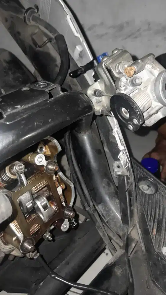 Bengkel motor mobil pangilan  ke rumah