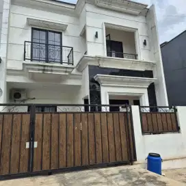 Over Kredit Rumah 2 Lantai
Masih baru Wilayah Grand Depok City Depok