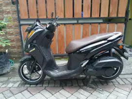Lexi lx 155cc 2024 hitam non keyless