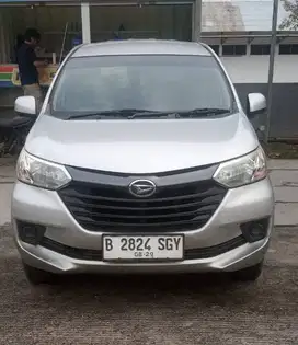 Daihatsu Xenia 2016