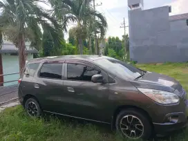 Chevrolet spin Ls 1.5 brown manual 2014