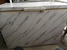 Dijual Freezer bekas
