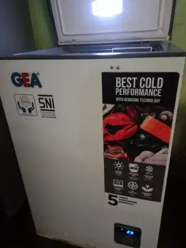 Jual chiller kondisi 95%