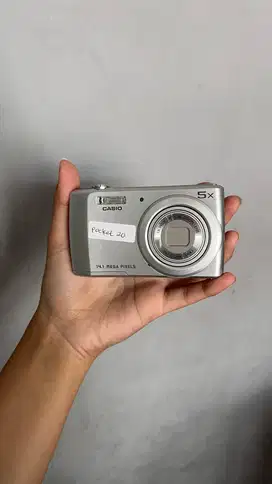 KAMERA POCKET CASIO QV-R70