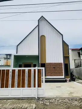 RUMAH CANTIK UK 7X20 MEDAN JOHOR