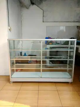 Etalase 1,5 meter tanpa pintu