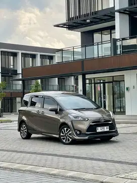 Tdp 19 juta saja!! TOYOTA SIENTA Q AT 2017 kondisi terbaik siap gaspol