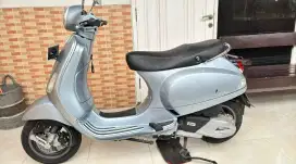 Vespa LX iget tahun 2022, pajak hidup