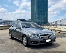 Mercedes-Benz E250 AVANTGARDE TDP.15jt NIK.2010