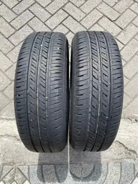Ban Bridgestone Techno 185/60 R15 Good Condition