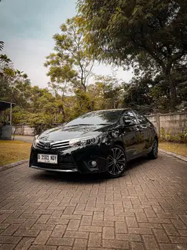 Corolla Altis 1.8 V 2016