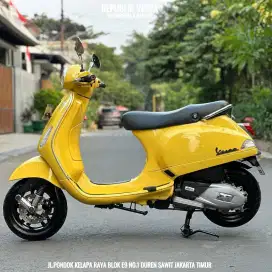 Jual cepat Piaggio Vespa LX IGET LED 125 tahun 2021