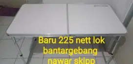 Meja lipat portable