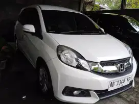 Honda mobilio 1.5 E MT manual +1450 CC 2014 putih