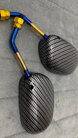 Kaca spion carbon