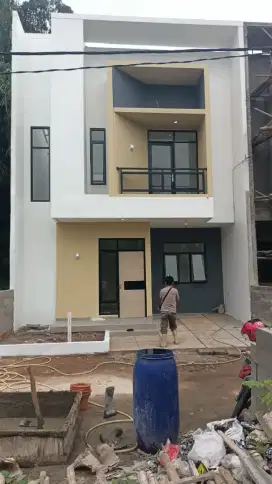 Rumah megah 2 lantai 700 jutaan