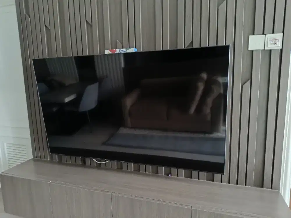 Dijual cepat tv ukuran 65inch