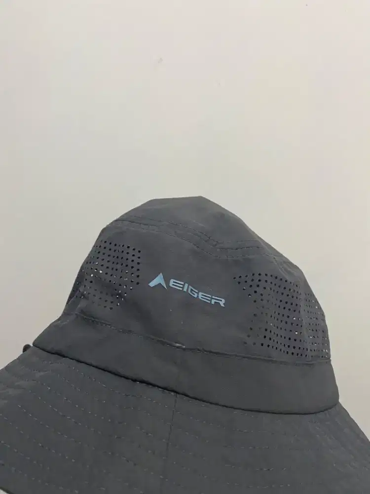 PRELOVED! Topi Eiger