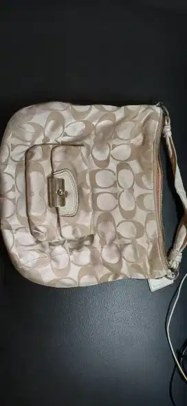 Tas coach preloved