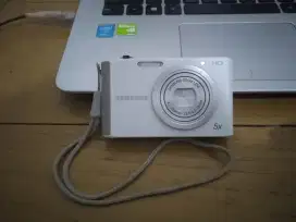Di jual cepat kamera samsung ST76