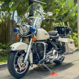 Harley roadking police 2013 full paper surat mabua