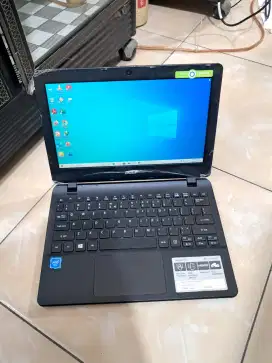 Netbook Acer ES1-131, RAM 8GB, SSD 128GB