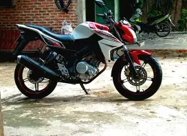 MOTOR VIXION 2018 barang istimewa