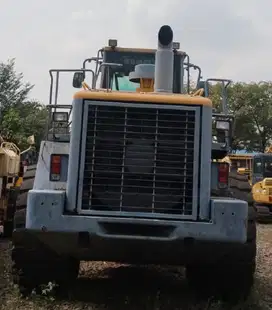 Dijual Wheel Loader Komatsu model WA500-6