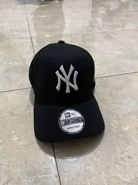 New Era NY Black White Logo Original 100%
