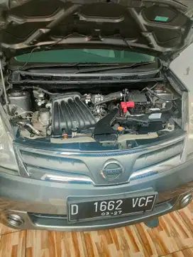 Nissan Grand livina 2012 Bensin