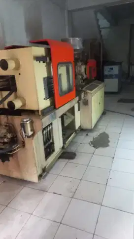Elite - Mesin Injection Molding E-80B