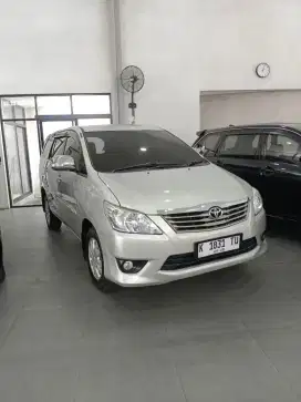 Toyota Innova 2.4 G -Diesel M/T 2013