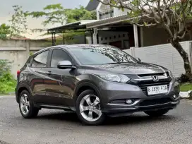 LOW KM, DP 10 JT! Honda HRV S CVT 2017 Abu