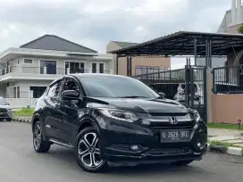 TERMURAH! HRV 1.8 Prestige AT 2016 Hitam Metalik