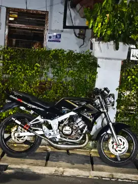 Ninja R 2011 Hitam (2 Tak 150cc)
